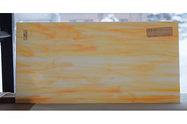 激安!スペクトラム(SPF)オパールセント